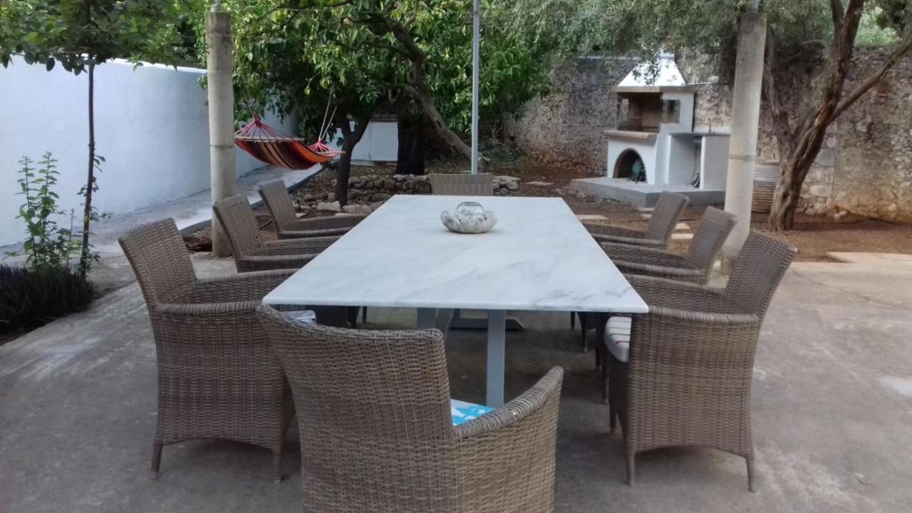 New Garden's House  Appartement Leonídion Buitenkant foto